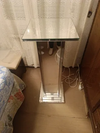 Peana de espejo. Urge