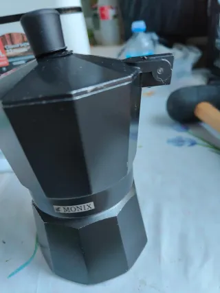 Cafetera Italiana Monix 6 Tazas Negra