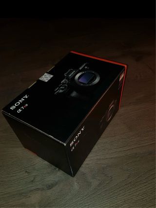 Cámara Sony Alpha a7R IV (sin abrir)