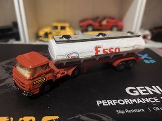 Camión Barreiros Guiloy + cisterna ESSO