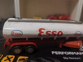 Camión Barreiros Guiloy + cisterna ESSO