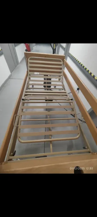 Cama articulada eléctrica madera