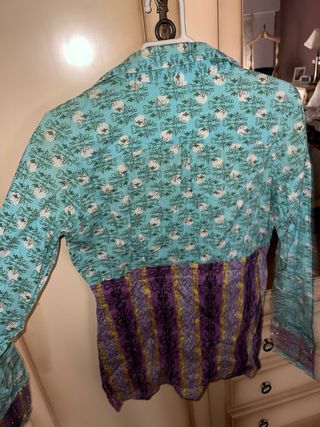 Camisa Bantik verde y morada talla M
