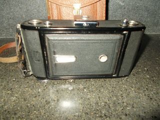 Antica macchina fotografica-soffietto ZEISS IKON