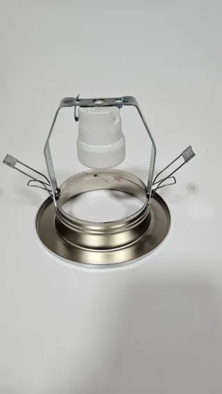 Focos de acero (3 unidades)