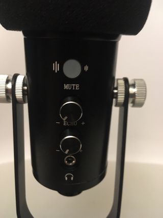 Micrófono de Mesa Profesional