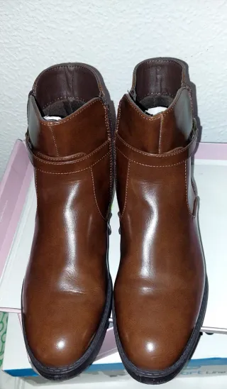 Botines marrones Talla 40