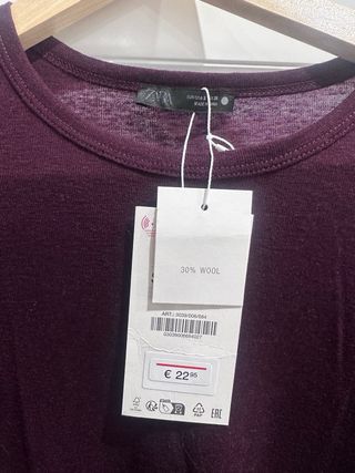 Camiseta manga larga de Zara