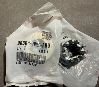 Tuerca Castillo Eje Honda 90304-HM5-A80