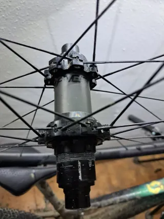 Ruedas 29 Carbono SCOPE 02