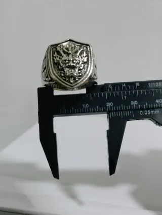 Anello con drago scudo