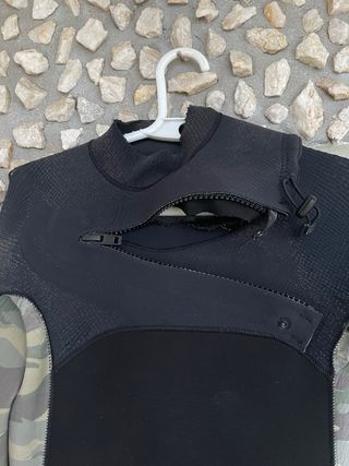 Neopreno Xcel Phoenix Surf 4/3 Talla MT