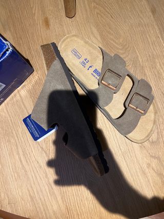 Sandalias Birkenstock suede taupe Talla 43