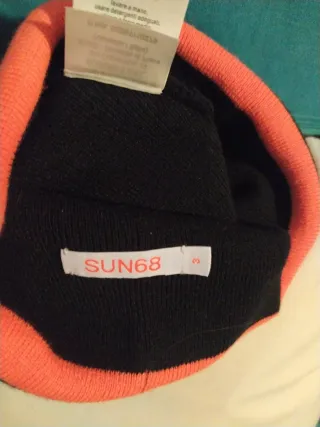 Cappello SUN68 nero e arancione