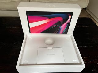 MacBook Pro M1 256GB SSD 8GB RAM