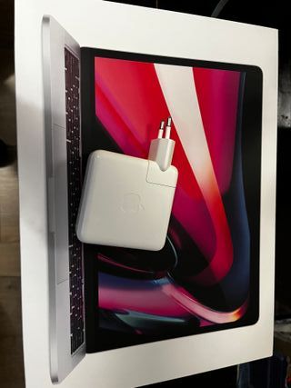 MacBook Pro M1 256GB SSD 8GB RAM