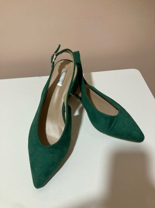 Zapatos destalonados verdes tacón ancho