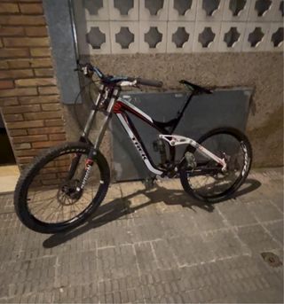 Bicicleta Trek Session 8