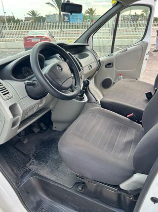 Opel Vivaro 2014