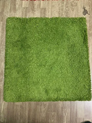 Alfombra modular de poliéster multicolor