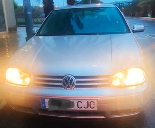 Volkswagen Golf 2003