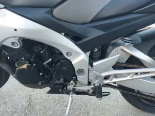 Suzuki GSR 600
