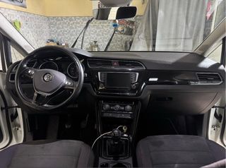 Volkswagen Touran 2016
