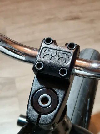 Bicicleta BMX Cult Devotion 21