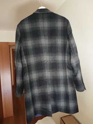 Abrigo Zara cuadros azul y gris