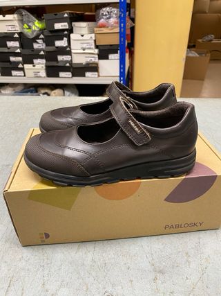 Sapatos Pablosky 334290 Menina Castanho