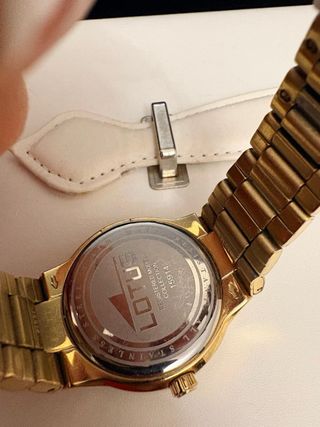 Reloj Lotus Dorado Mujer