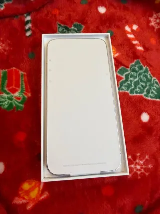 iPhone 14 Plus Morado