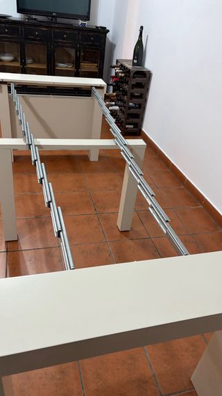 Mesa extensible beige.