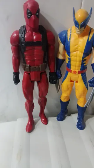 Figuras Deadpool y Wolverine Marvel