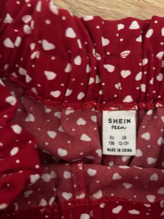 Falda pantalón corta granate corazones