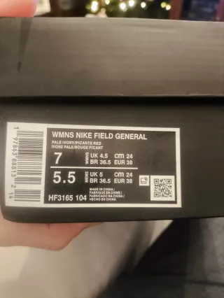 Nike Field Nuevas Talla [38]