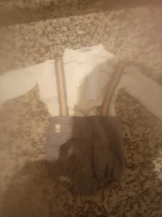 Conjunto bebé camisa, pantalón y tirantes