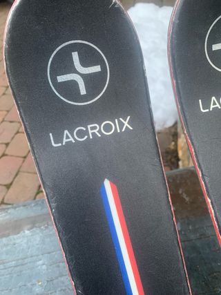 Esquís Lacroix LX 172 con fijaciones Look