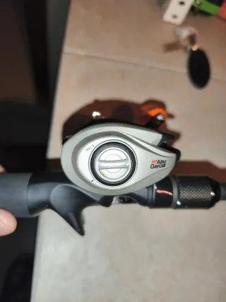 Combo Caña y Carrete Abu Garcia