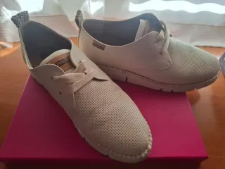Zapatos Pikolinos Beige/Blanco