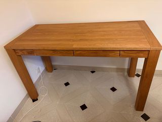 Mesa de oficina de madera JYSK