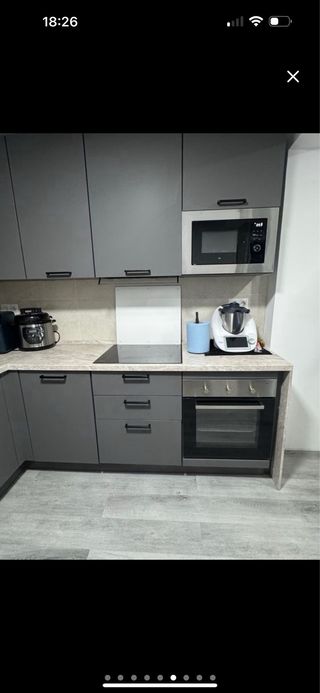 Se alquila habitación en piso compartido.