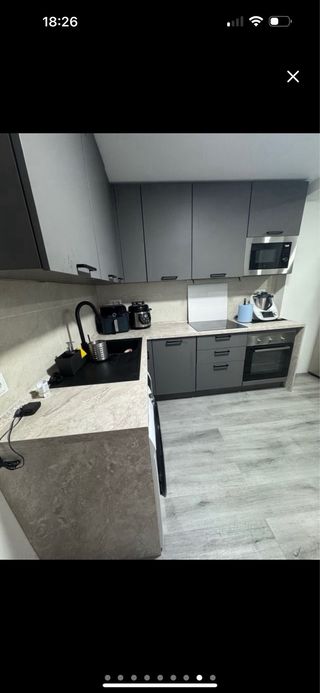 Se alquila habitación en piso compartido.