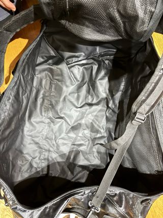 Bolsa Helly Hansen 90L Negra