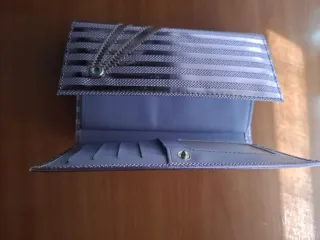 Cartera Maromondo Piel Morado/Plata