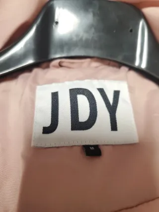 Plumifero JDY rosa talla S