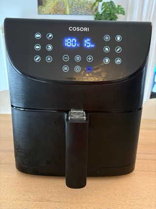 Freidora de aire Cosori negra