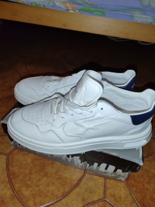 Scarpe U-Power bianche misura 46