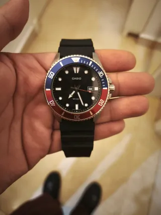 Reloj Casio MDV-160 - Impecable