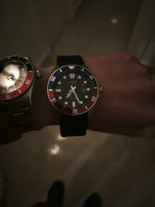 Reloj Casio MDV-160 - Impecable